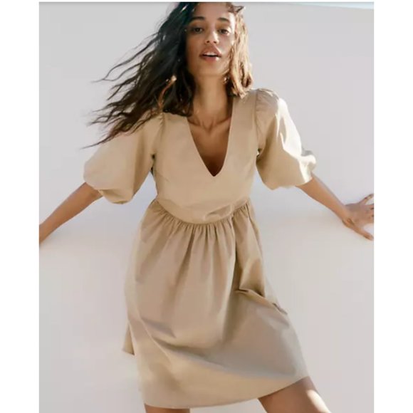Madewell Dresses & Skirts - MADEWELL Poplin V-Neck Bubble-Sleeve Mini Dress in Khaki Size 6 $128 NE729